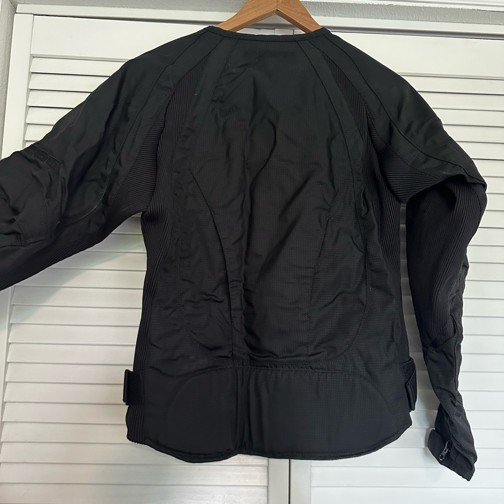 Icon Riding Jacket - Picture 8 of 9